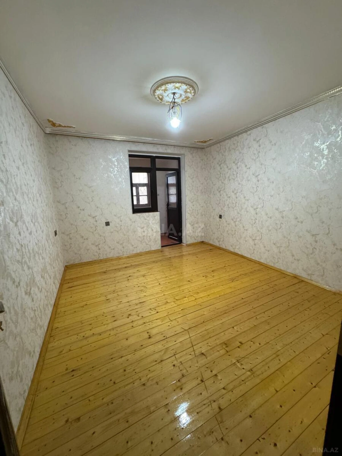 Satılır 3 otaqlı mənzil 62 m²