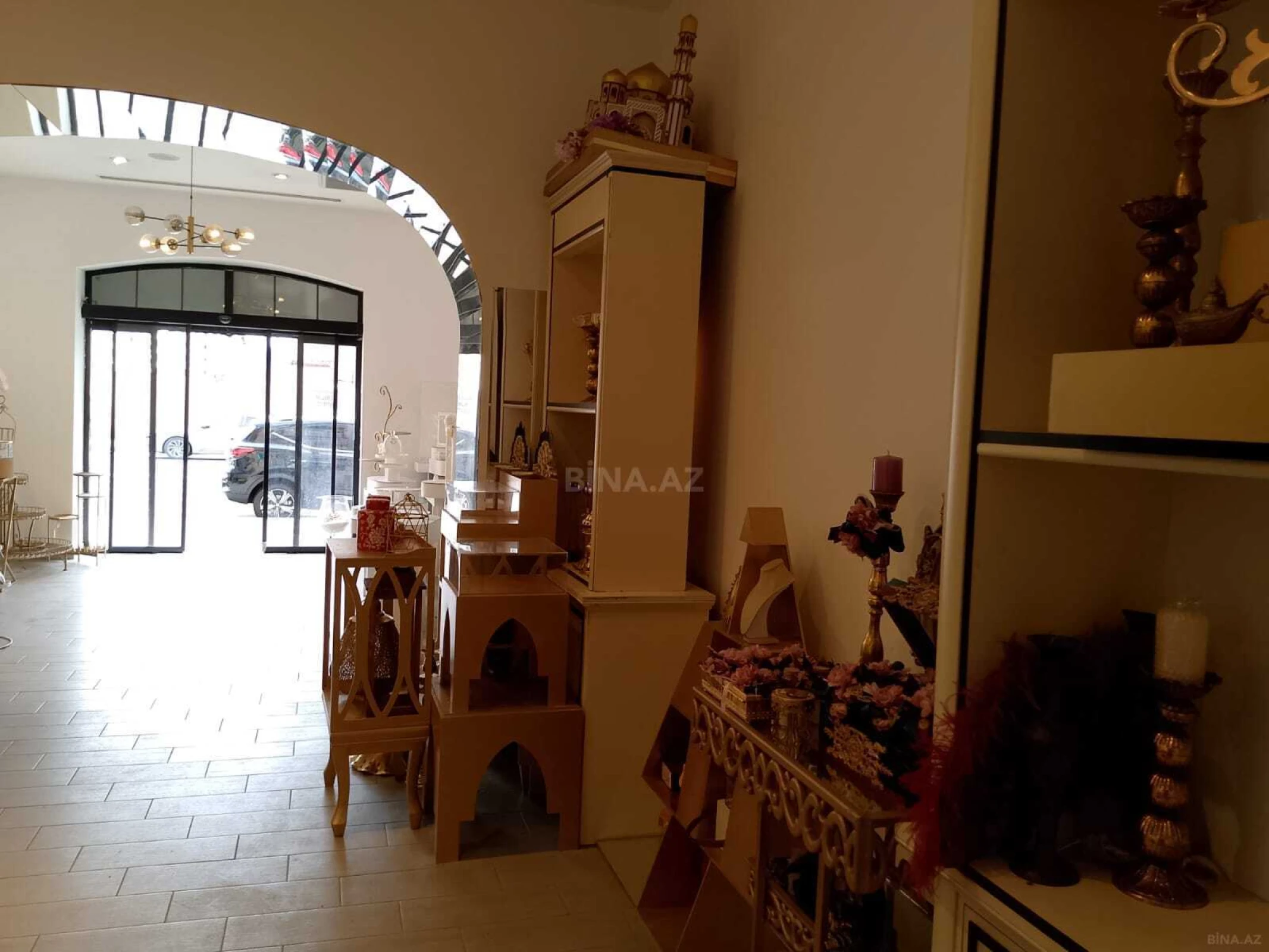 Kirayə verilir obyekt 65 m²