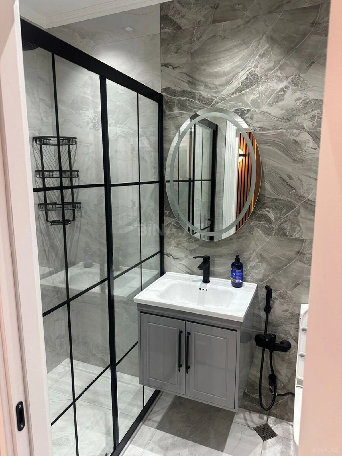 Kirayə verilir 2 otaqlı mənzil 50 m²