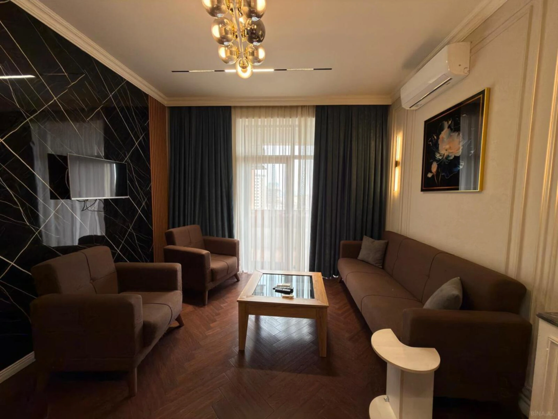 Kirayə verilir 3 otaqlı mənzil 100 m²