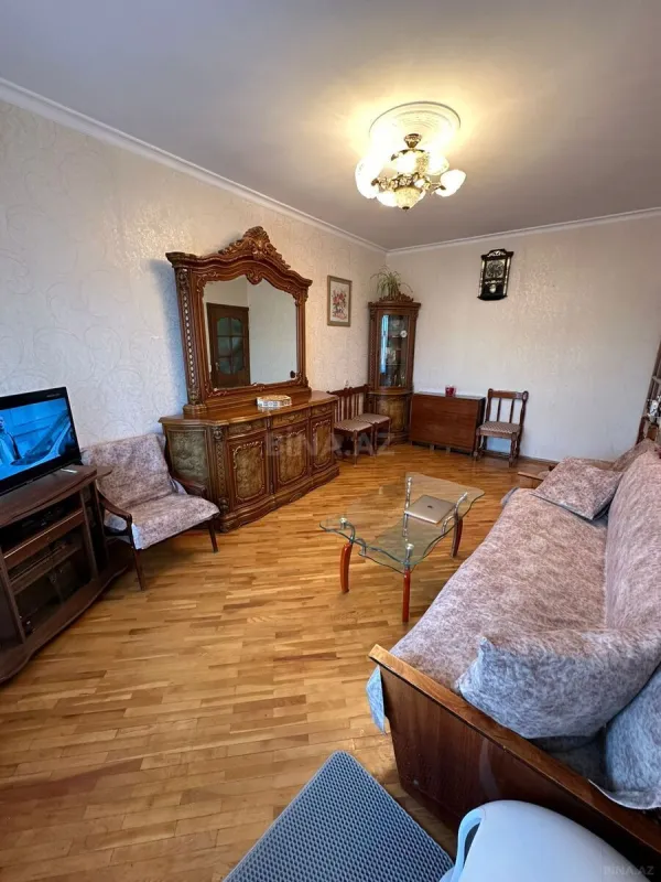 Satılır 2 otaqlı mənzil 65 m²