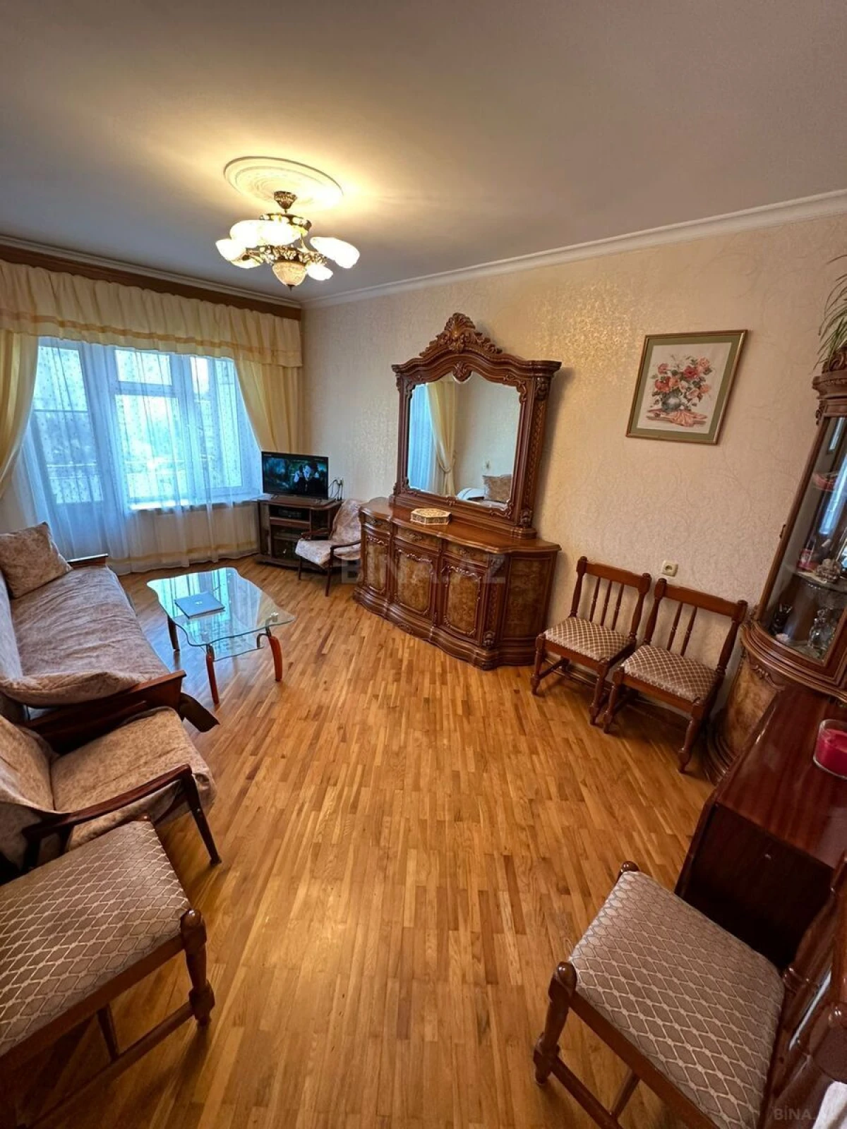 Satılır 2 otaqlı mənzil 65 m²