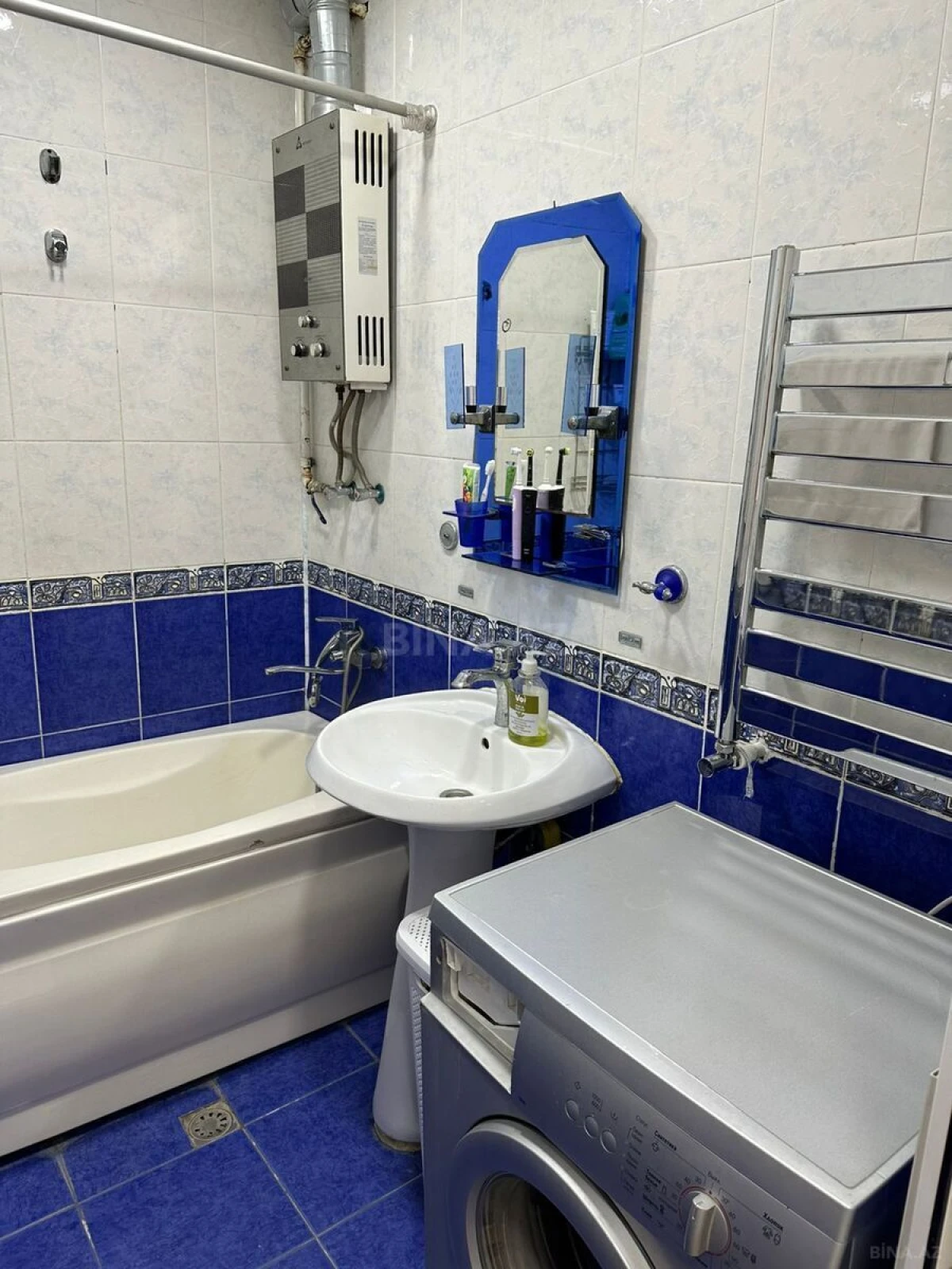 Satılır 2 otaqlı mənzil 65 m²