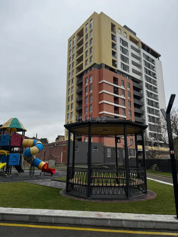 Satılır 2 otaqlı mənzil 69 m²