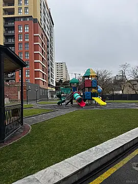 Satılır 2 otaqlı mənzil 69 m²