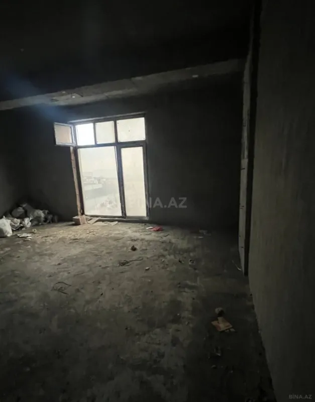 Satılır 3 otaqlı mənzil 139 m²