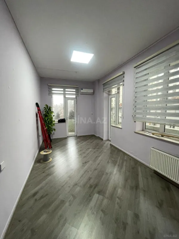 Kirayə verilir 9 otaqlı ofis 222 m²