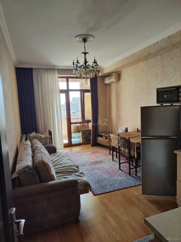 Kirayə verilir 2 otaqlı mənzil 65 m²
