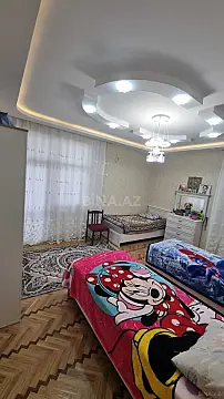 Satılır 4 otaqlı mənzil 130 m²