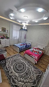 Satılır 4 otaqlı mənzil 130 m²