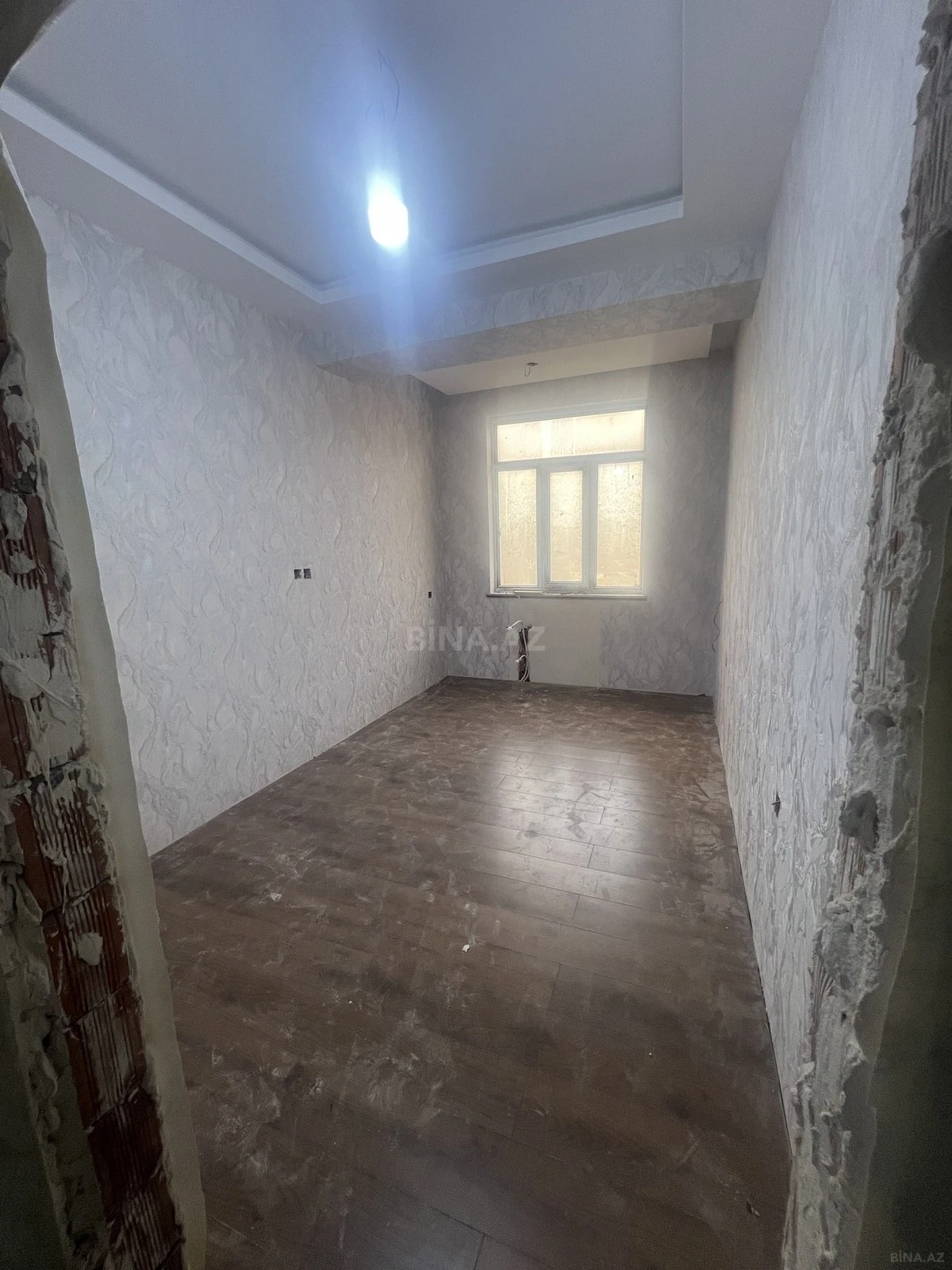 Satılır 3 otaqlı mənzil 123 m²