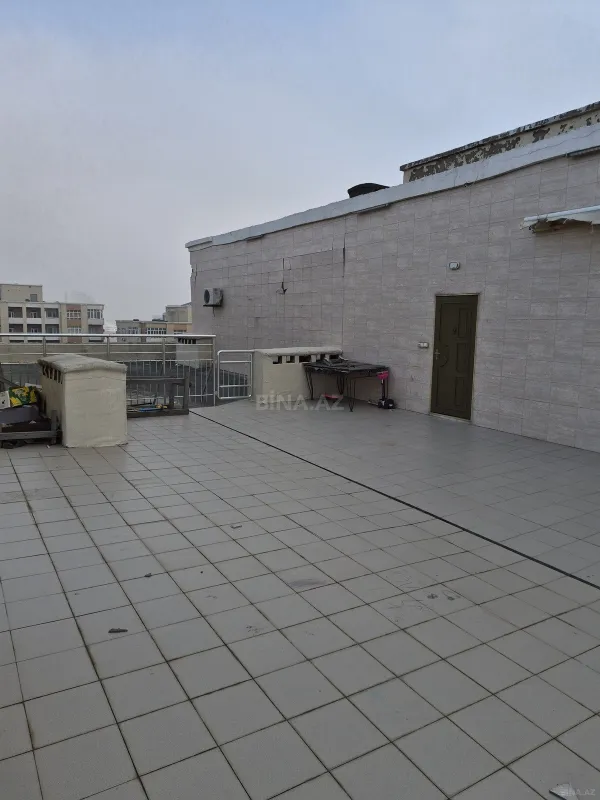 Satılır 3 otaqlı mənzil 150 m²