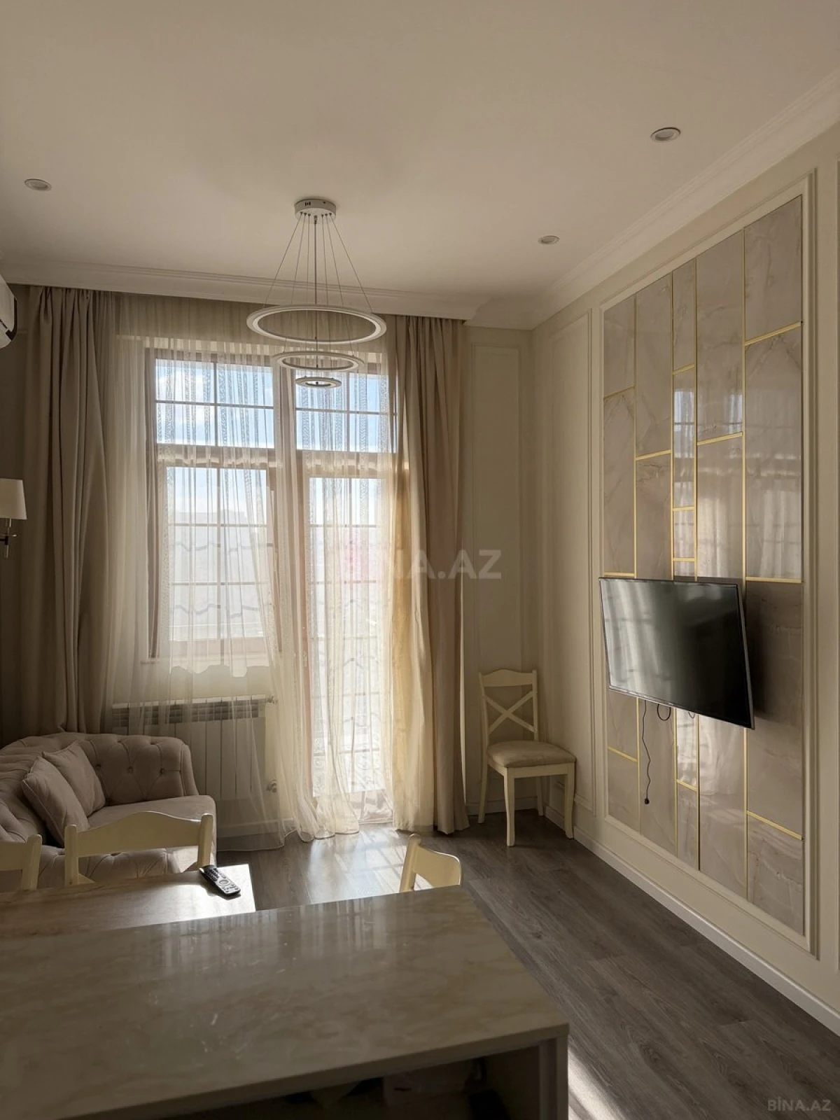 Kirayə verilir 2 otaqlı mənzil 50 m²