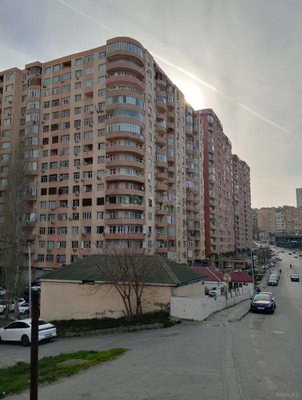 Satılır 3 otaqlı mənzil 66 m²