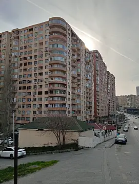 Satılır 3 otaqlı mənzil 66 m² — Bakı, İnşaatçılar 3 otaq 66.00 m²