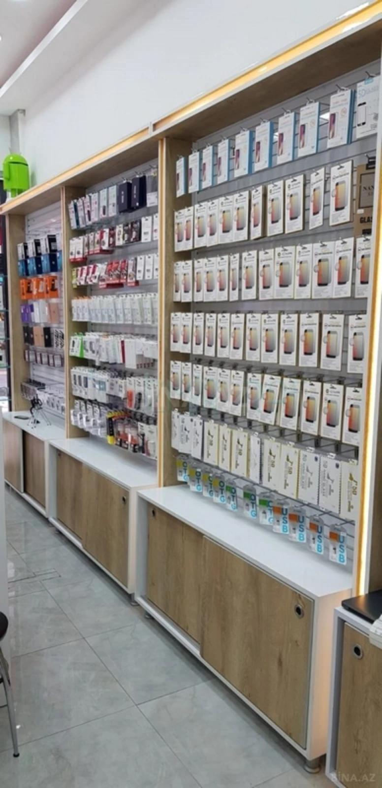 Satılır obyekt 44 m²