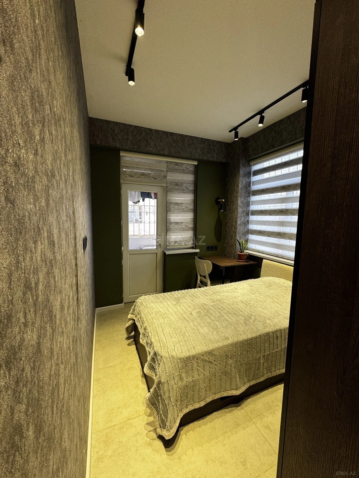 Satılır 3 otaqlı mənzil 56 m²