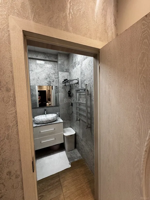 Satılır 3 otaqlı mənzil 56 m²