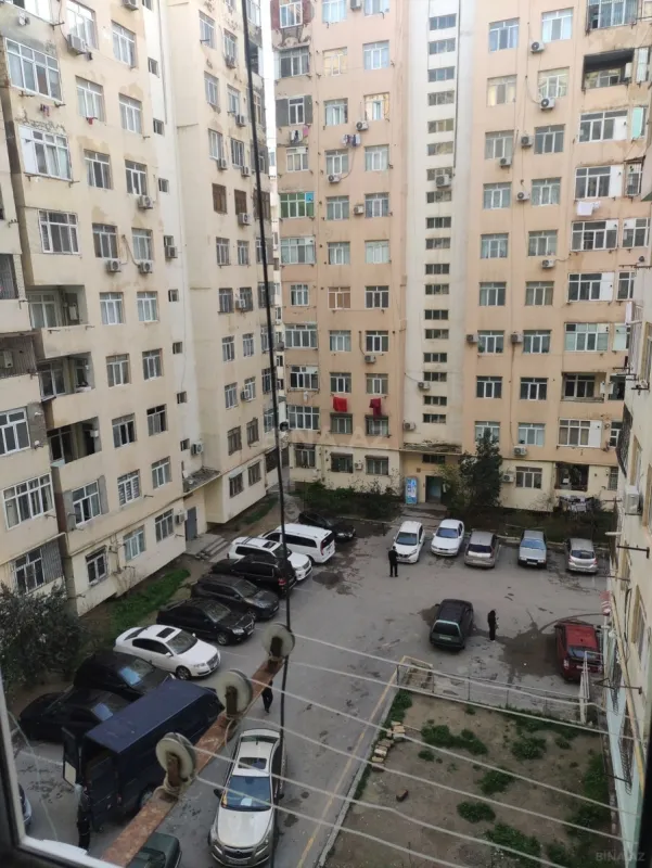 Satılır 3 otaqlı mənzil 83 m²