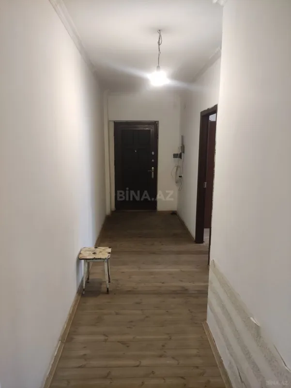 Satılır 3 otaqlı mənzil 83 m²