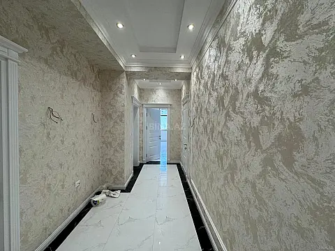 Satılır 3 otaqlı mənzil 154 m²