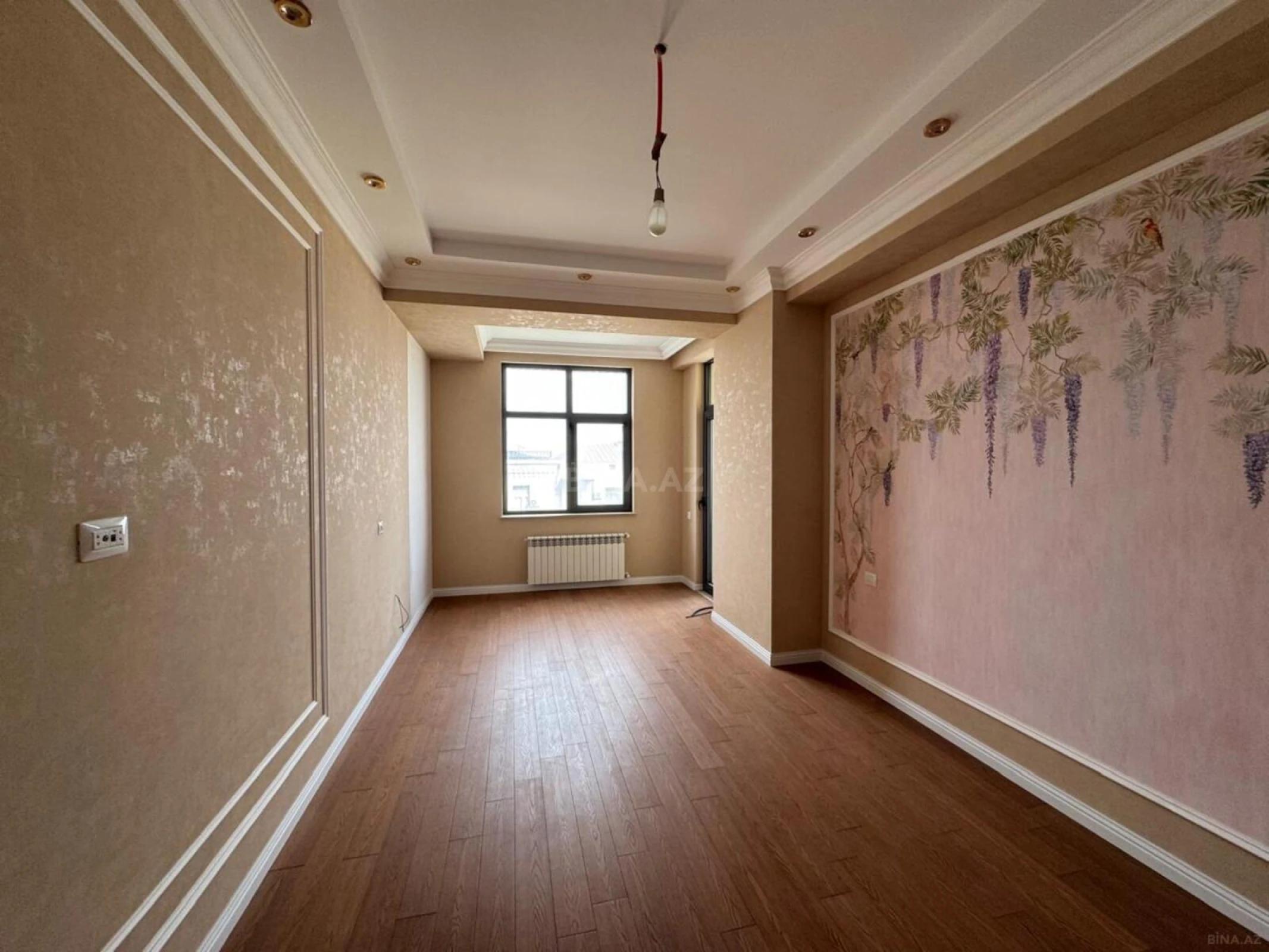 Satılır 3 otaqlı mənzil 154 m²