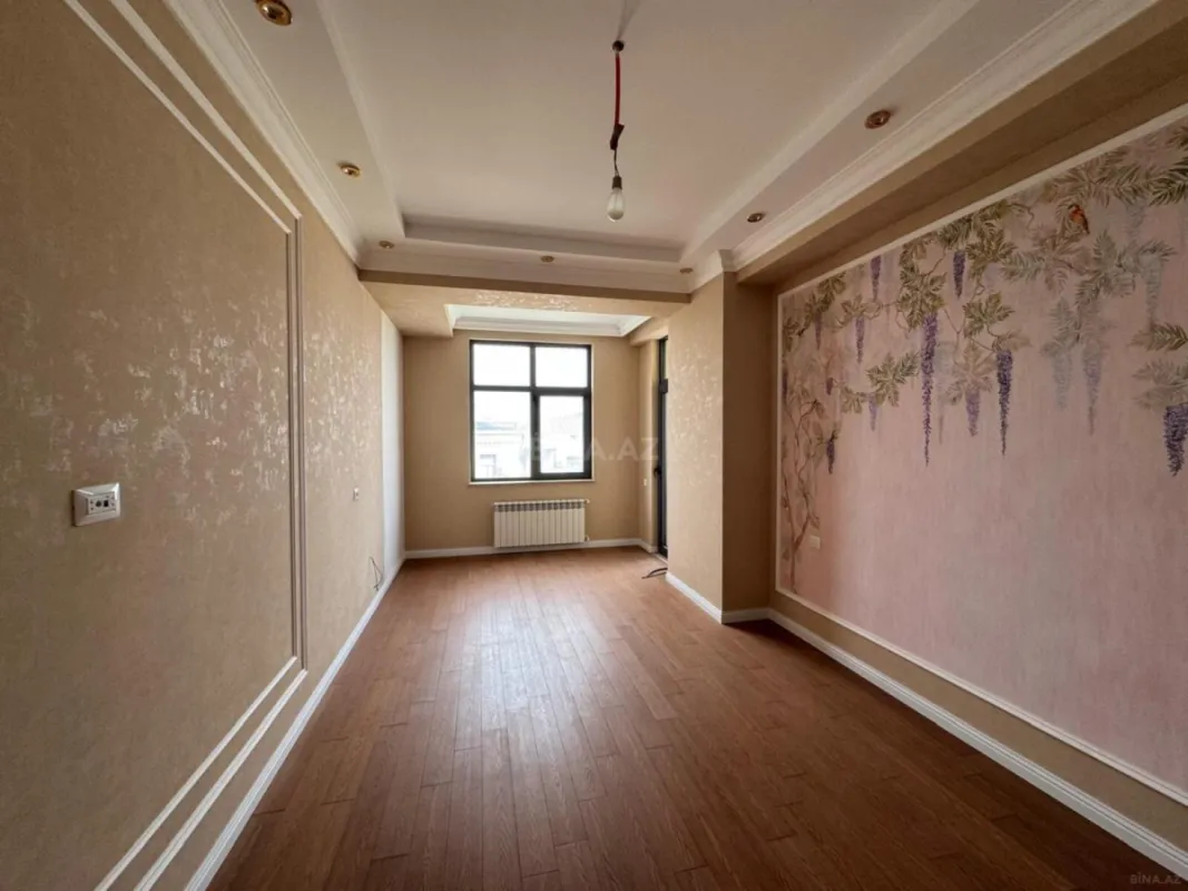 Satılır 3 otaqlı mənzil 154 m²