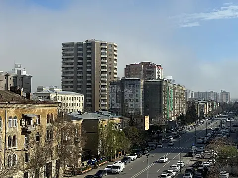 Satılır 3 otaqlı mənzil 154 m²