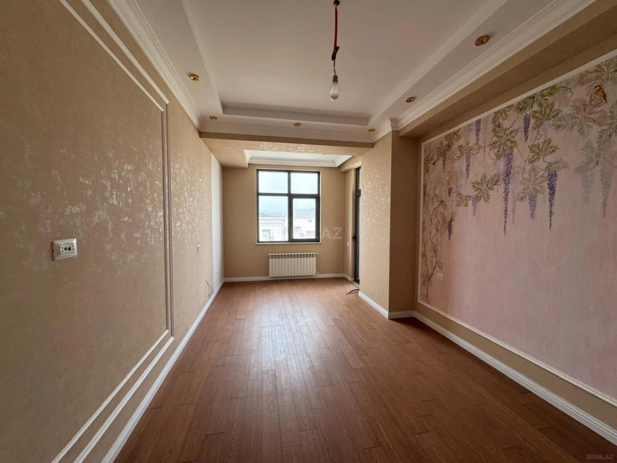 Satılır 3 otaqlı mənzil 154 m²