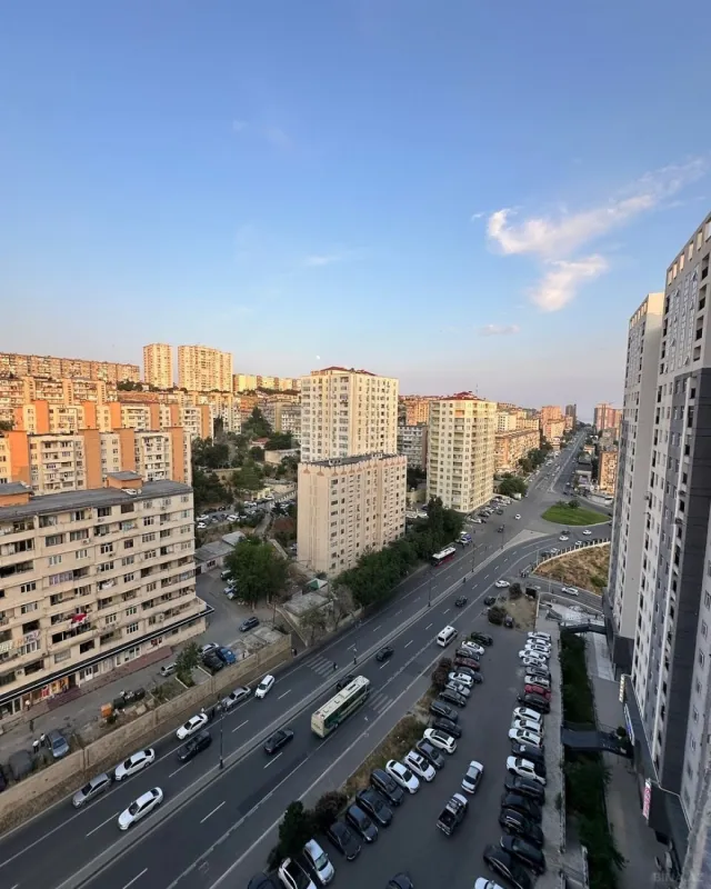 Satılır 2 otaqlı mənzil 84 m²