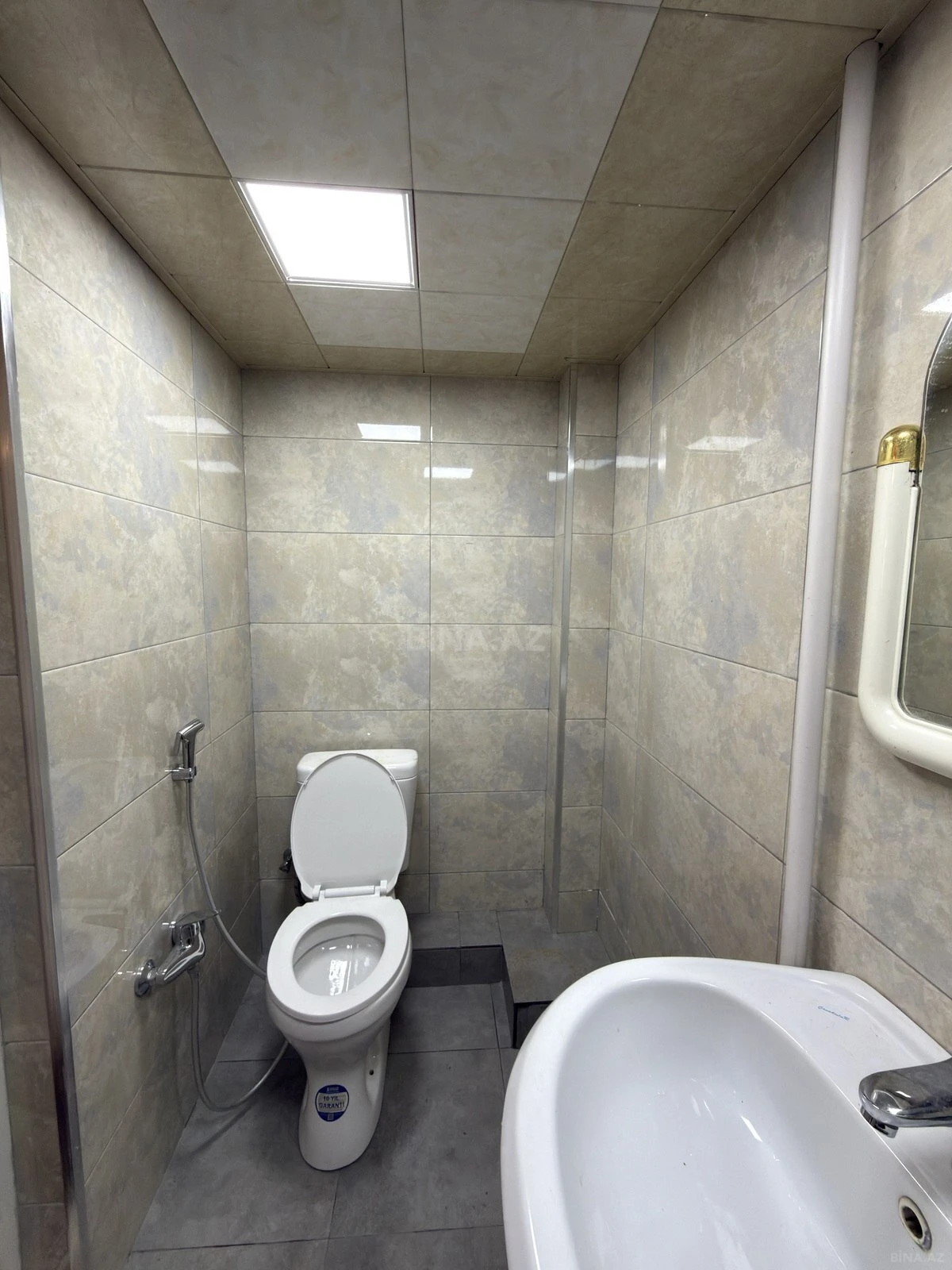 Kirayə verilir 3 otaqlı mənzil 70 m²