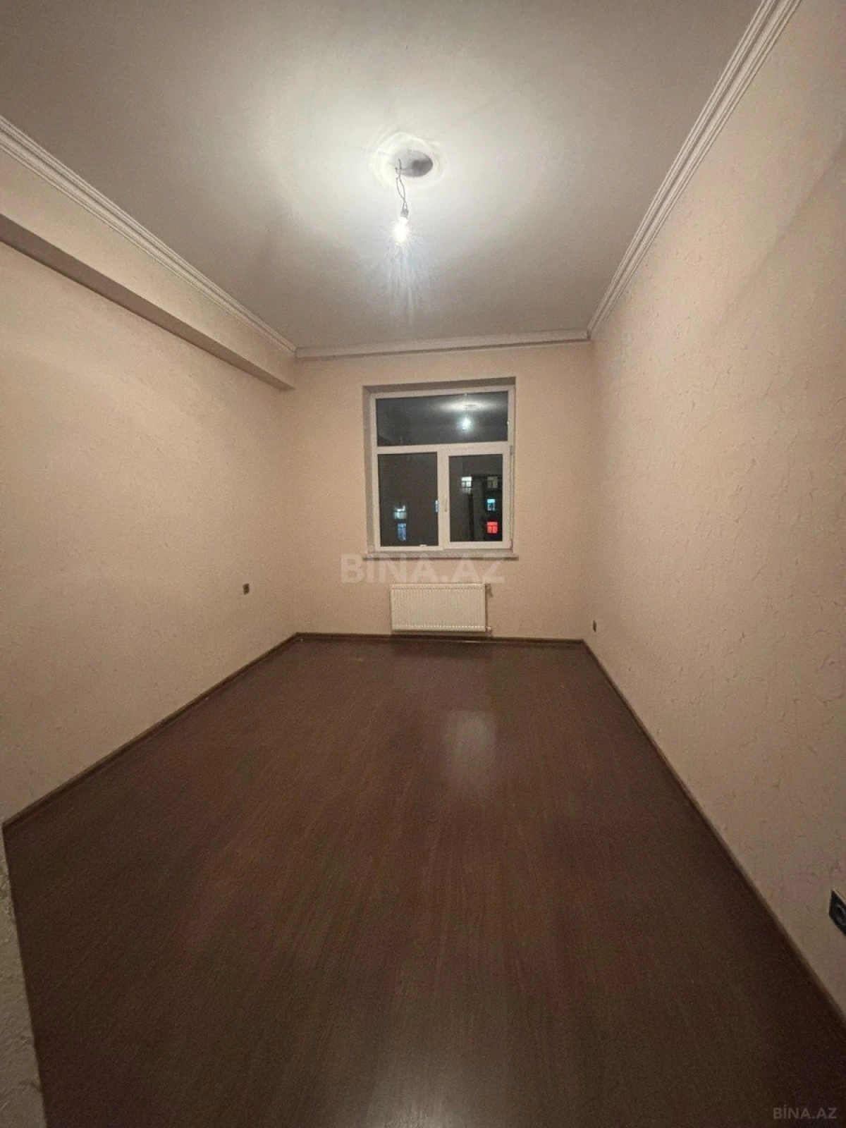 Satılır 4 otaqlı mənzil 111 m²