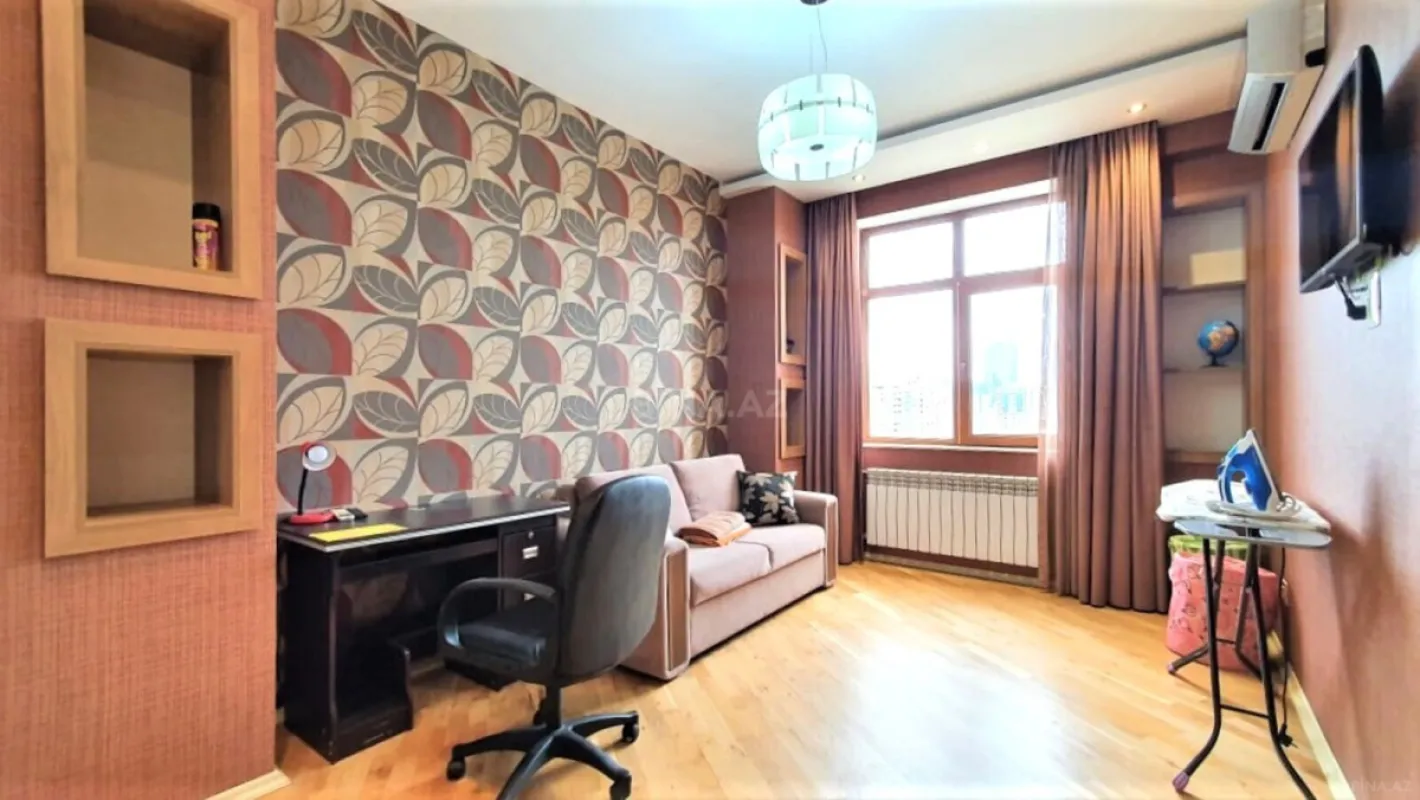 Kirayə verilir 3 otaqlı mənzil 125 m²