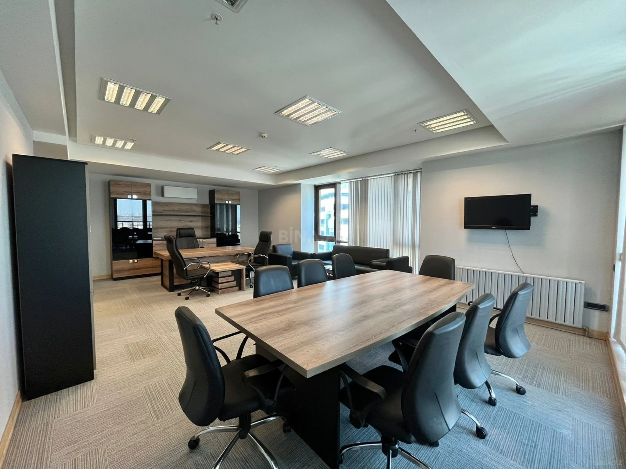 Kirayə verilir 2 otaqlı ofis 110 m²