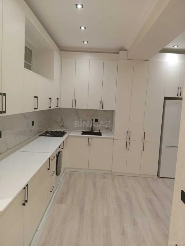 Kirayə verilir 3 otaqlı mənzil 86 m²