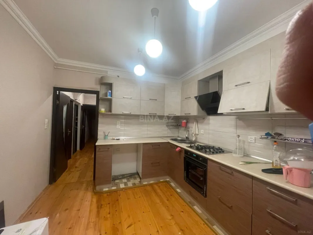 Kirayə verilir 2 otaqlı mənzil 60 m²