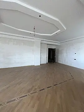 Satılır 4 otaqlı mənzil 237 m²