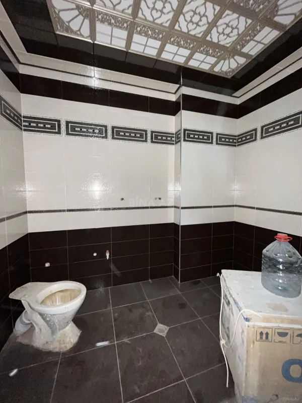 Satılır 4 otaqlı mənzil 237 m²