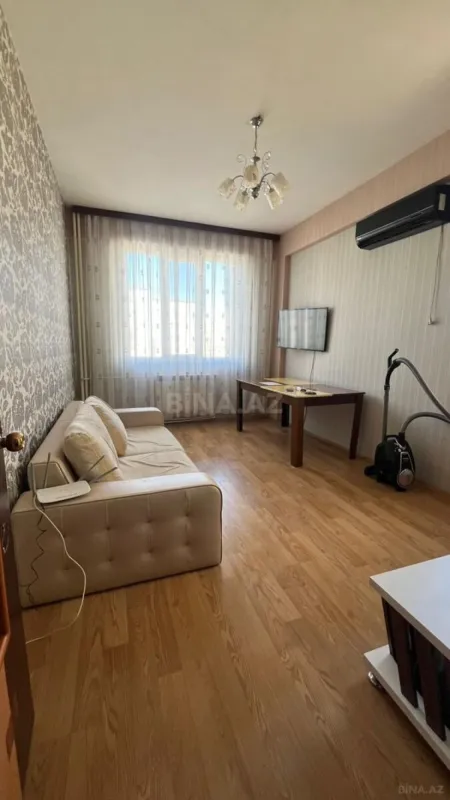 Kirayə verilir 2 otaqlı mənzil 66 m²