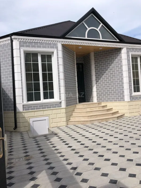 Satılır 4 otaqlı həyət evi 120 m²
