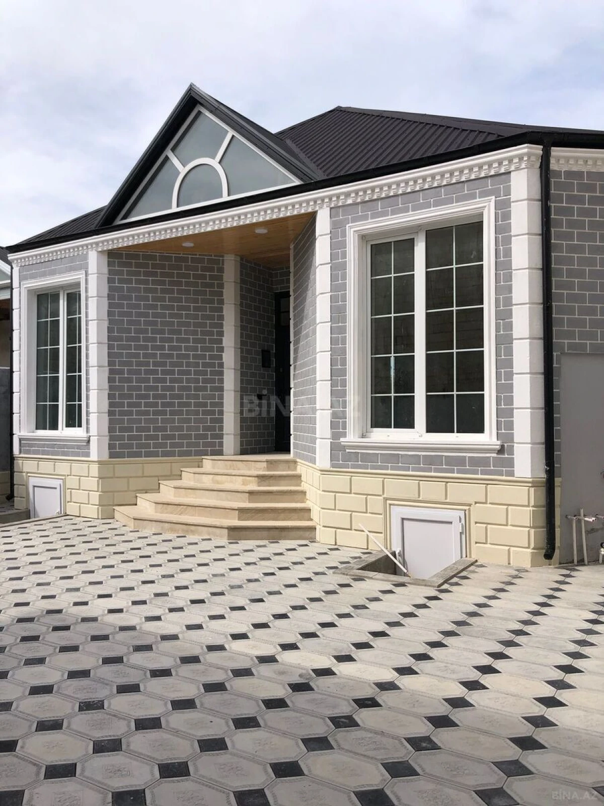 Satılır 4 otaqlı həyət evi 120 m²