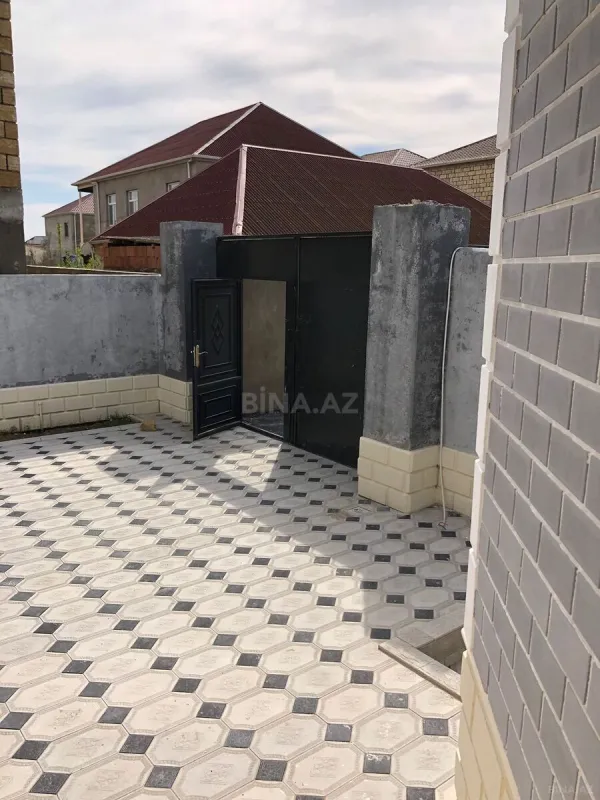 Satılır 4 otaqlı həyət evi 120 m²