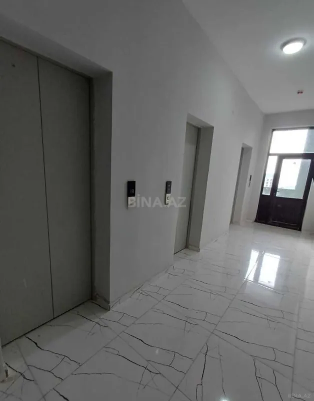 Satılır 3 otaqlı mənzil 110 m²