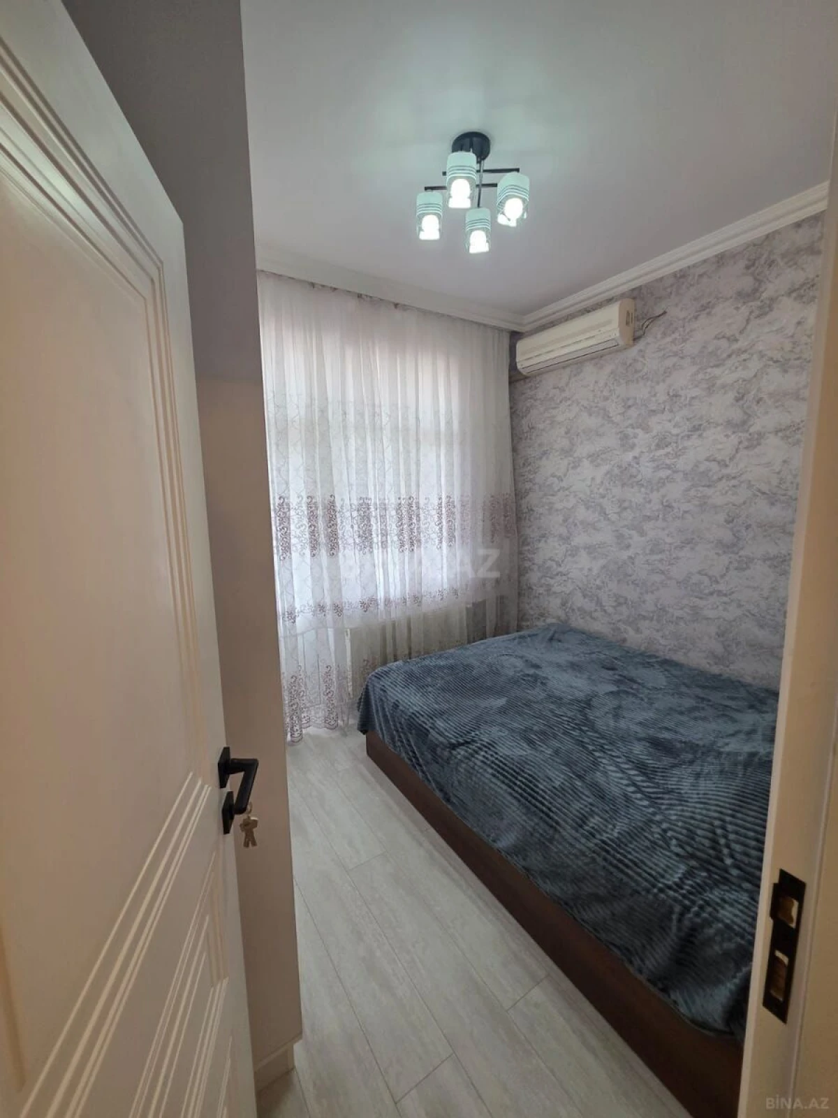 Kirayə verilir 2 otaqlı mənzil 50 m²