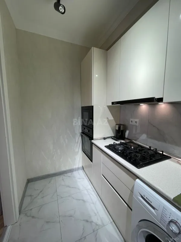 Satılır 2 otaqlı mənzil 65 m²