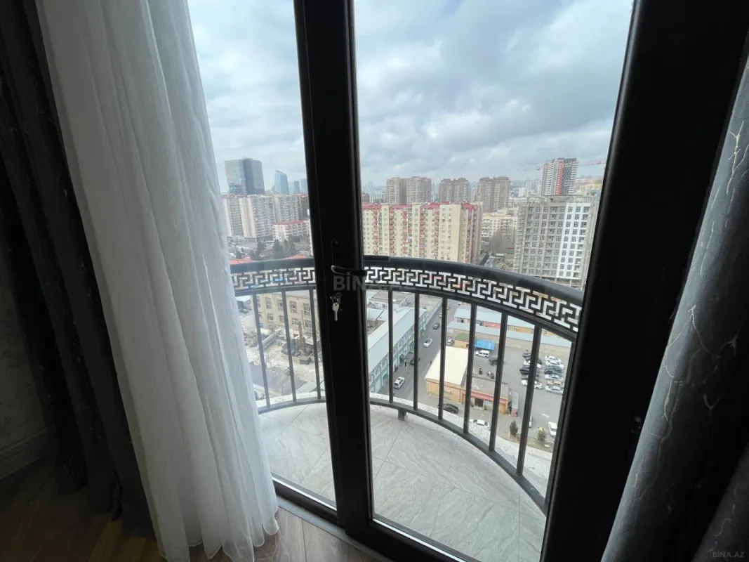Satılır 2 otaqlı mənzil 65 m²