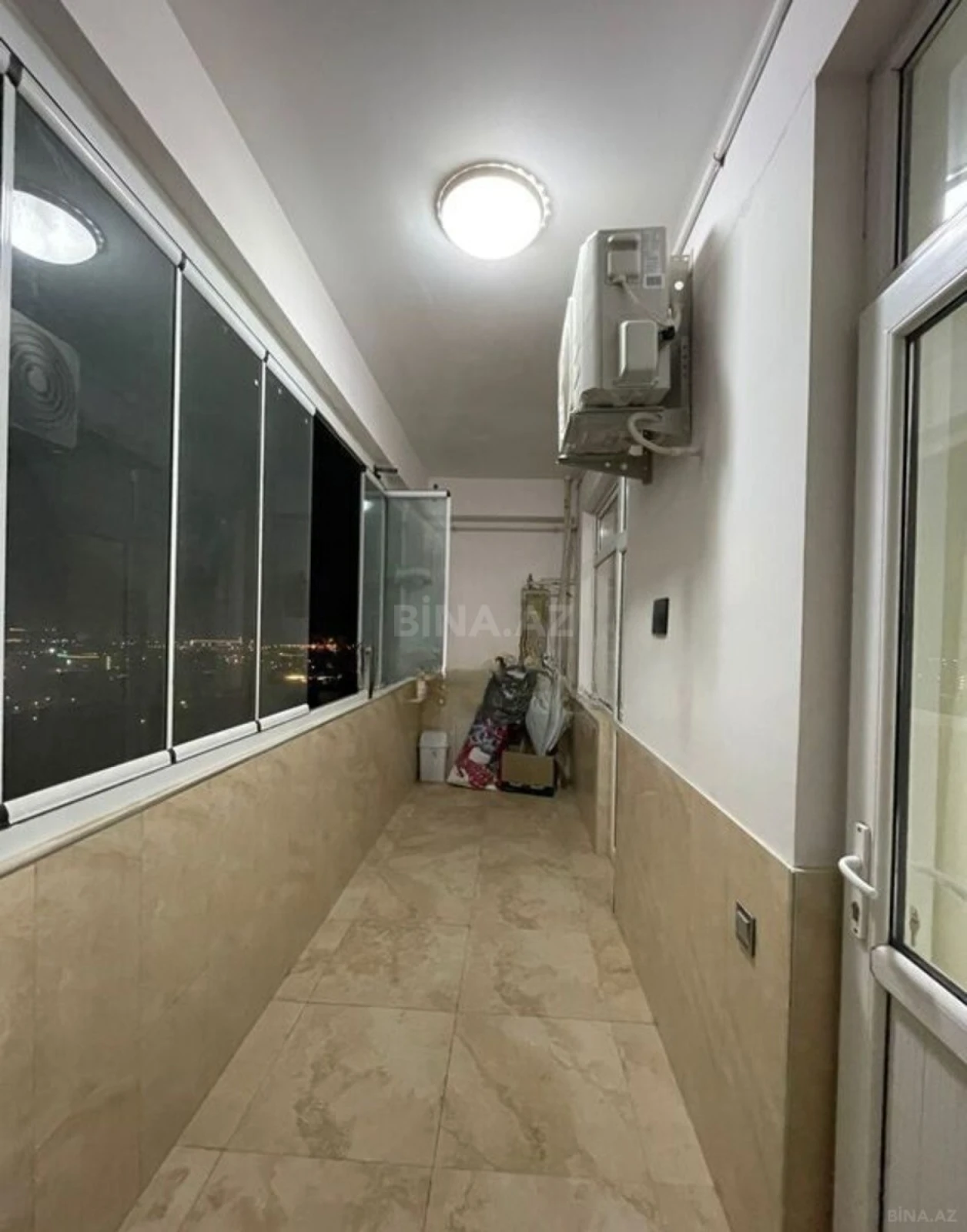 Satılır 2 otaqlı mənzil 78 m²