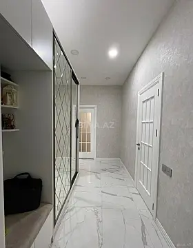Satılır 2 otaqlı mənzil 78 m²
