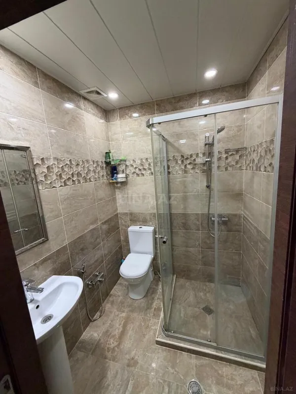 Satılır 2 otaqlı mənzil 68 m²