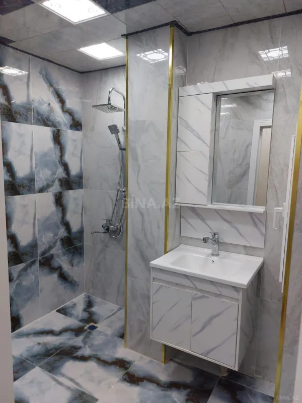 Satılır 2 otaqlı mənzil 63 m²